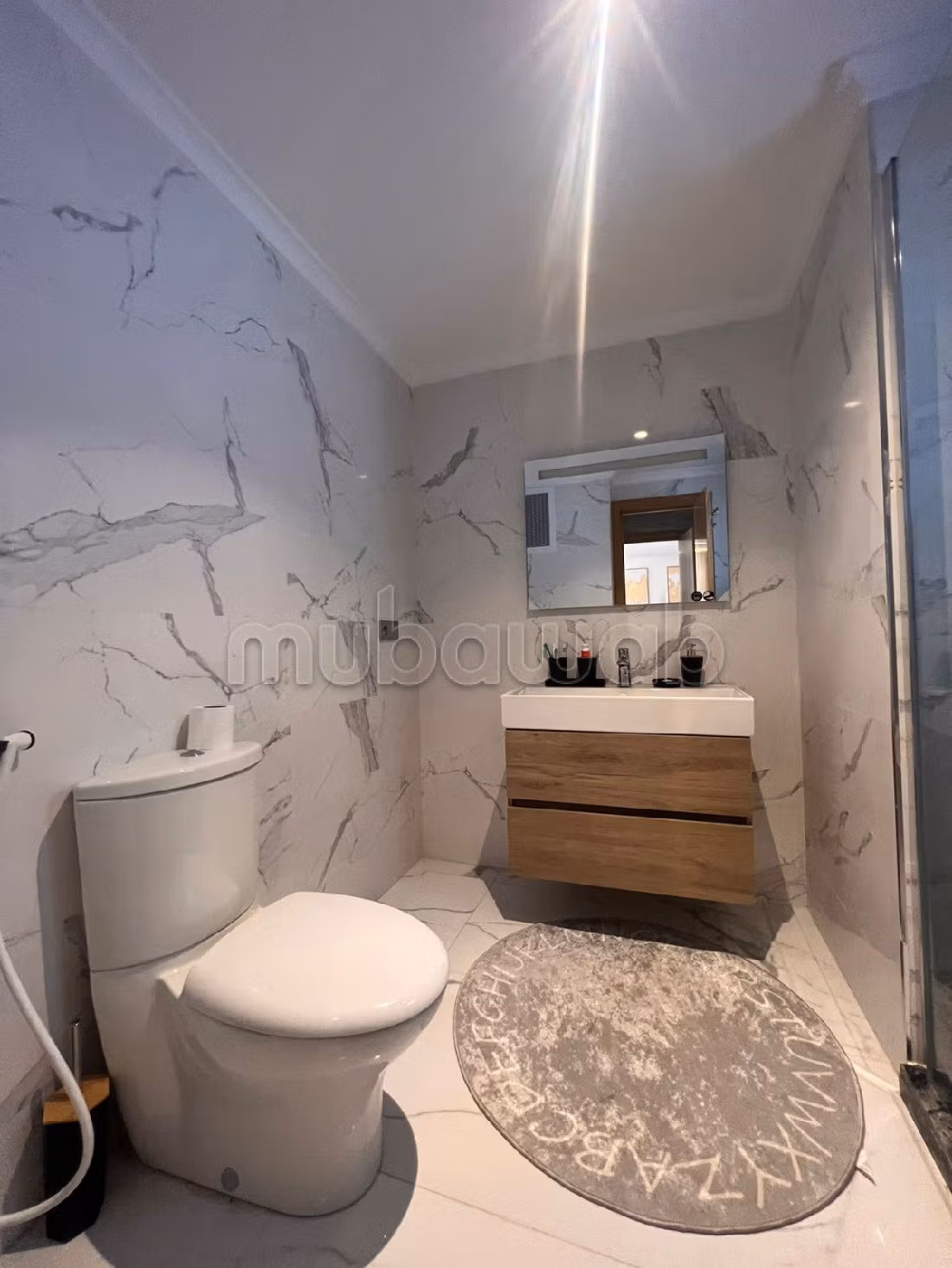 Affitto di un bellissimo appartamento a Malabata. 2 belle camere da letto. Arredato