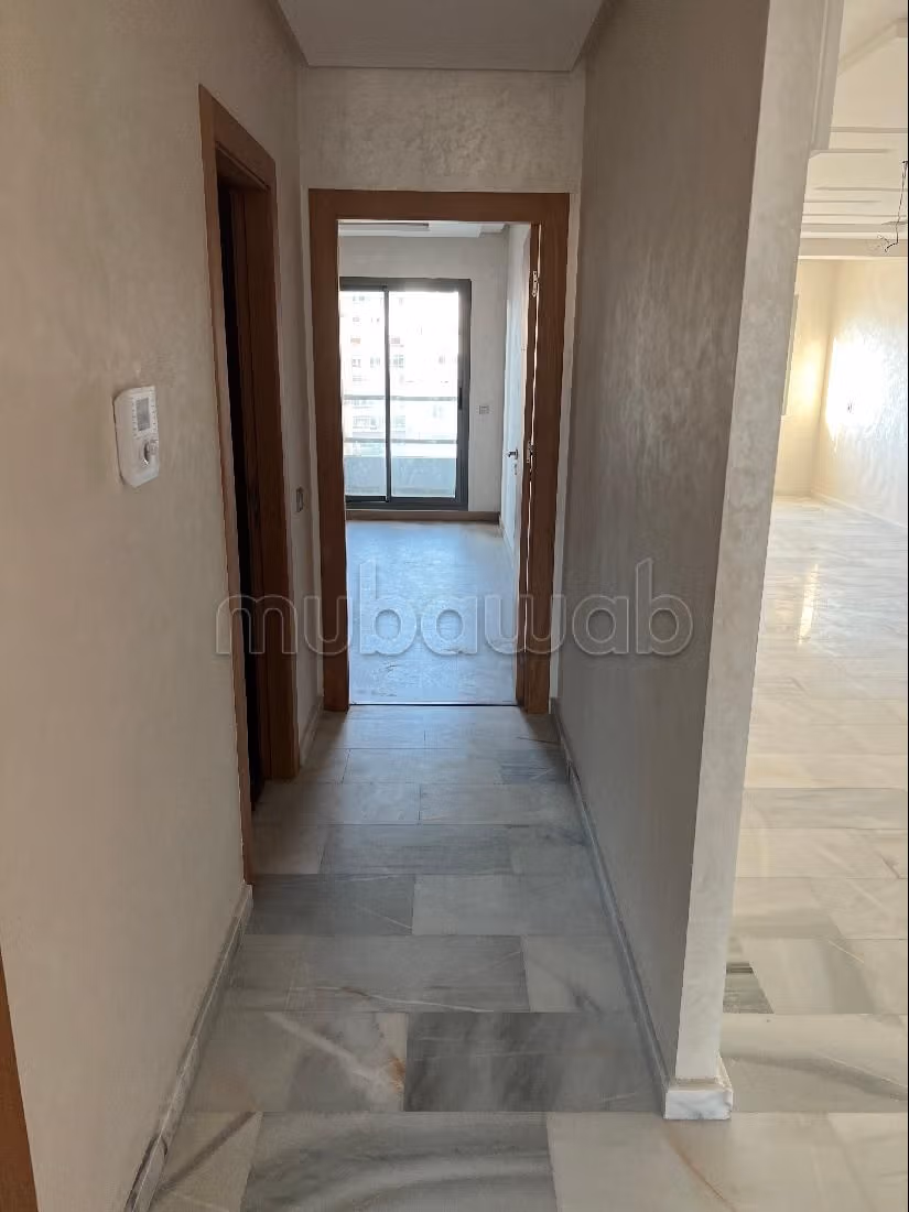 Appartamento da acquistare a Mozart. 1 locale. Impianto di aria condizionata e servizio di conciergerie. 