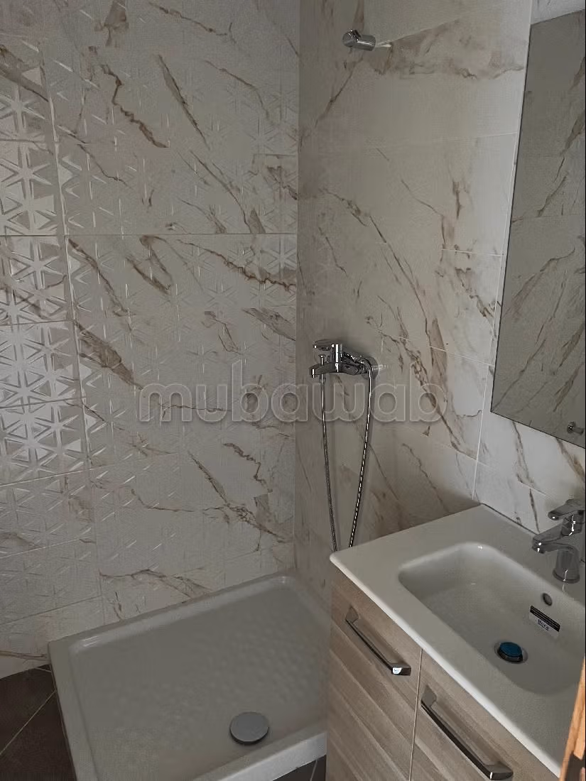 Appartamento da acquistare a Mozart. 1 locale. Impianto di aria condizionata e servizio di conciergerie. 