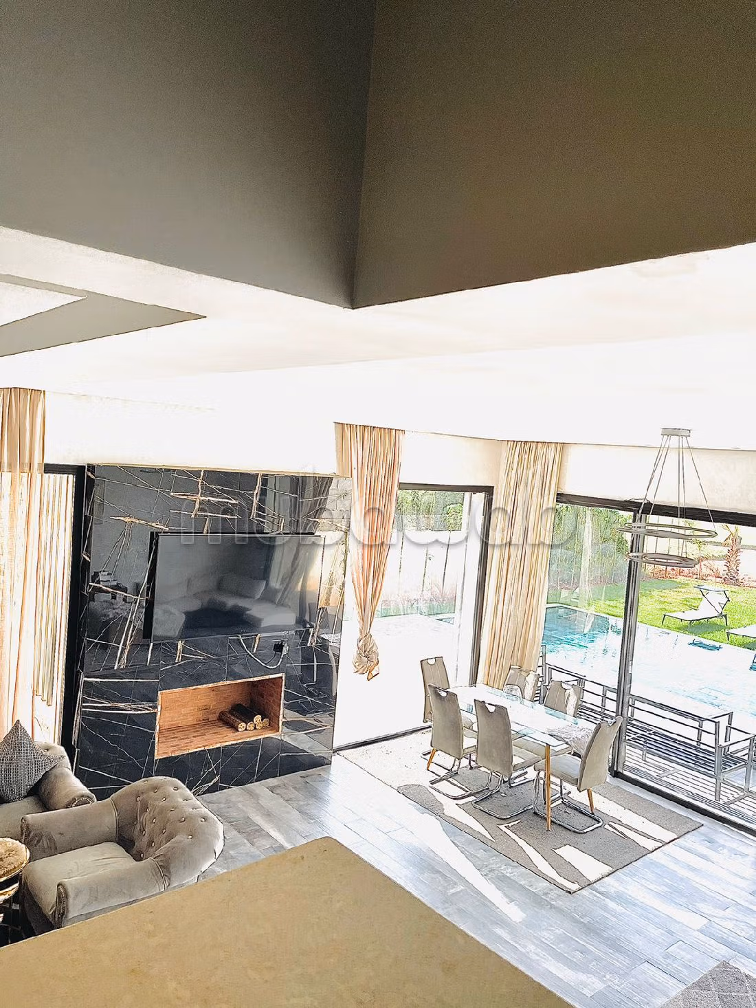 منزل فخم للبيع بأكدال. 14 قطع. 