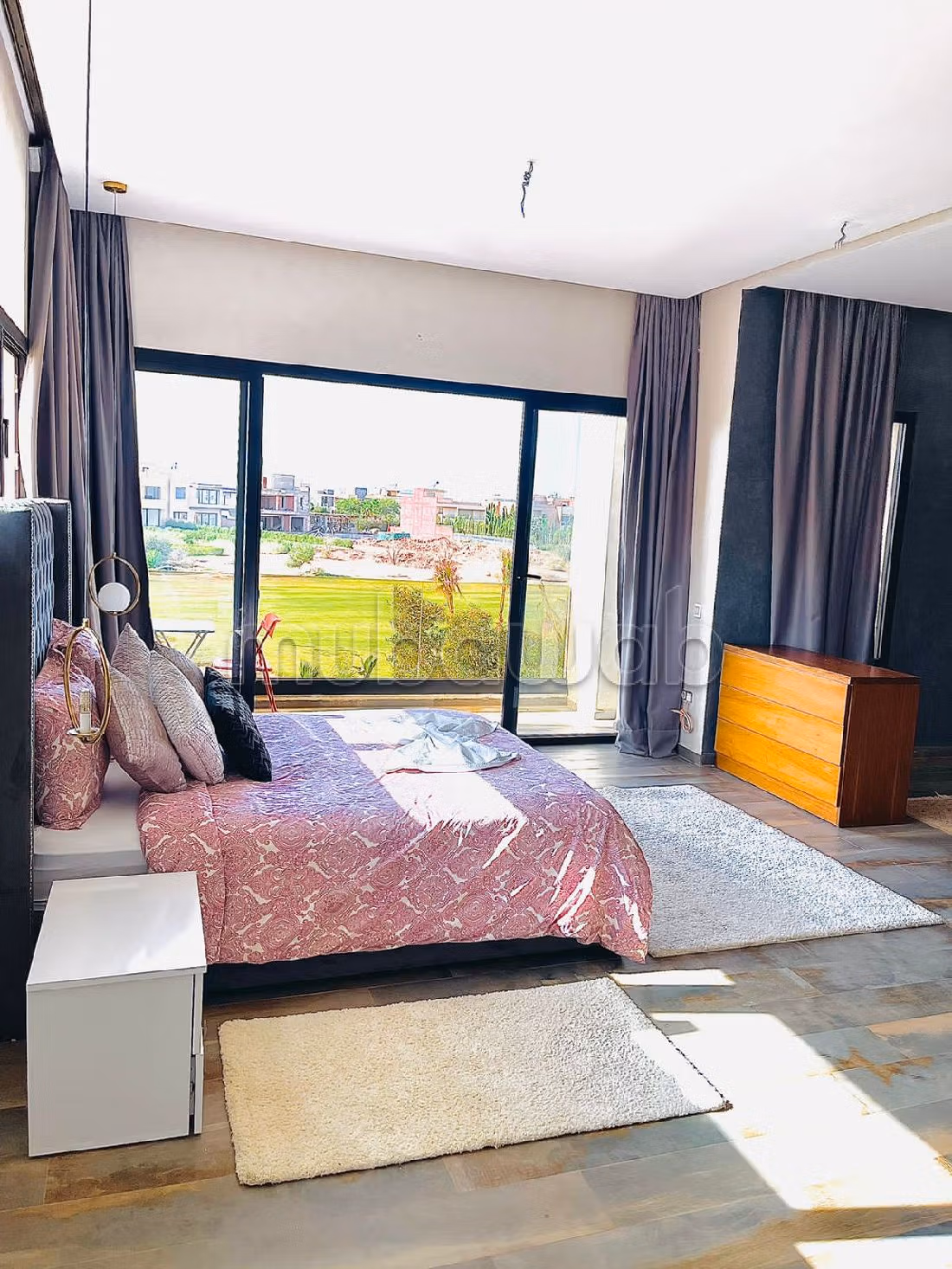 منزل فخم للبيع بأكدال. 14 قطع. 