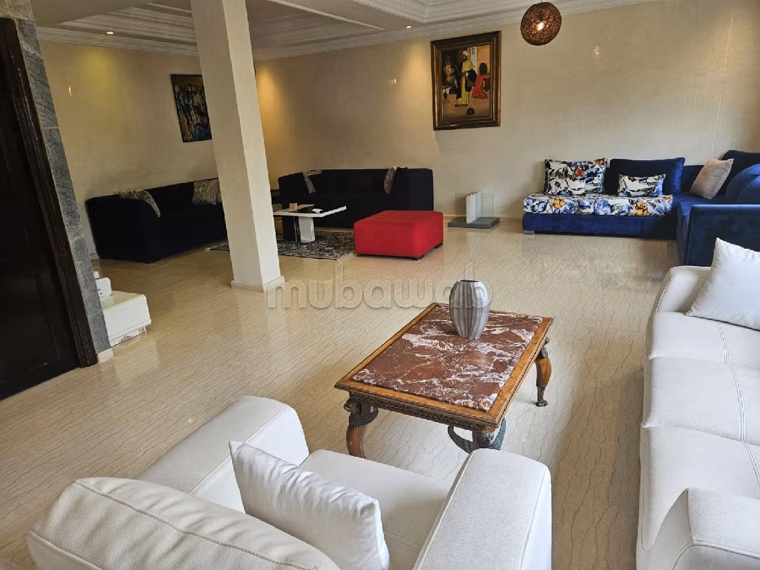 A vendre villa 3 niveaux renouveauvee