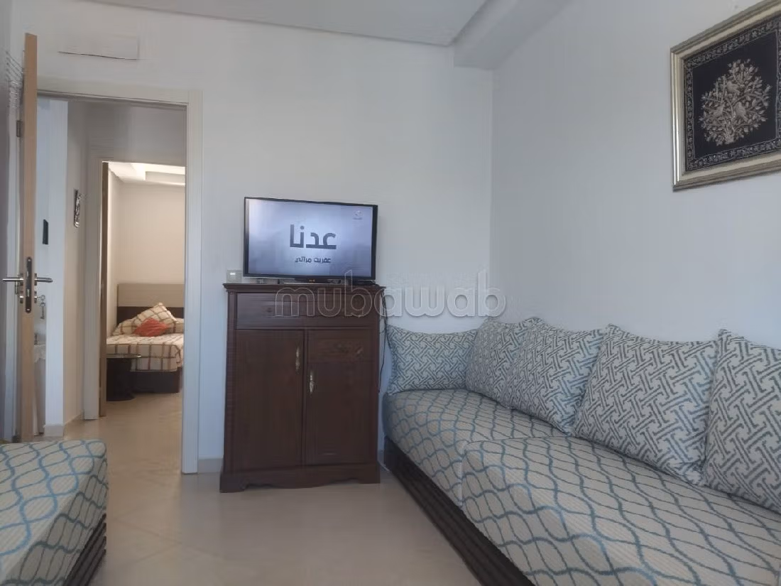 Busca pisos en venta. Área total 65 m². Ascensor y terraza