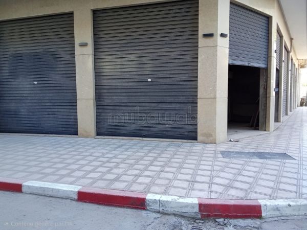 Local commercial 5 rideaux 
Les Hôpitaux