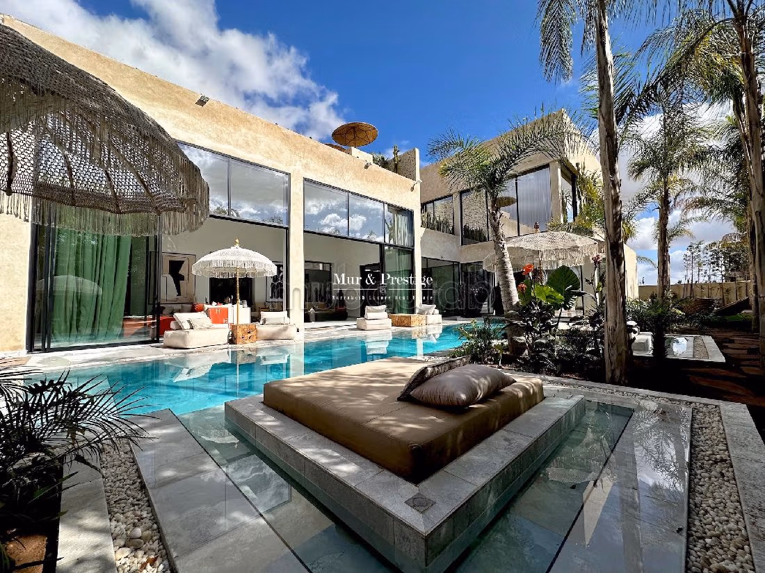 Magnífica villa en venta en Amelkis. 5 hermosas habitaciones. Chimenea operativa, aire condicionado integrado