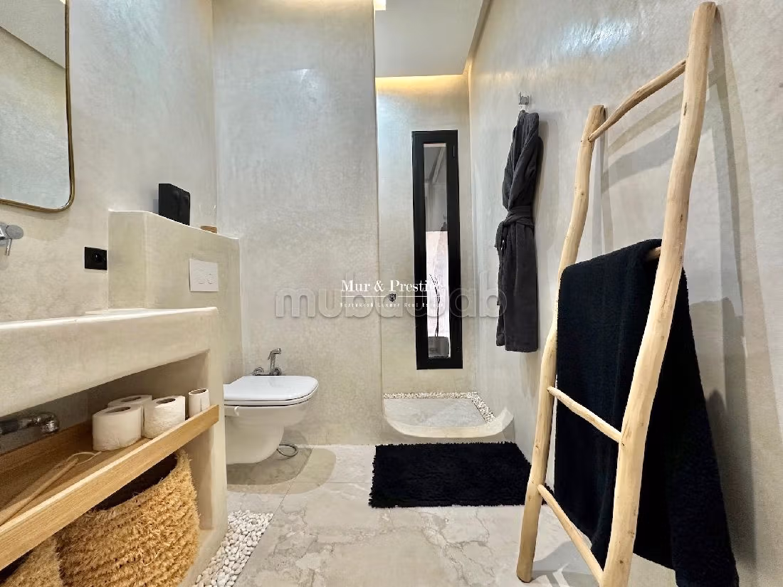 Magnífica villa en venta en Amelkis. 5 hermosas habitaciones. Chimenea operativa, aire condicionado integrado