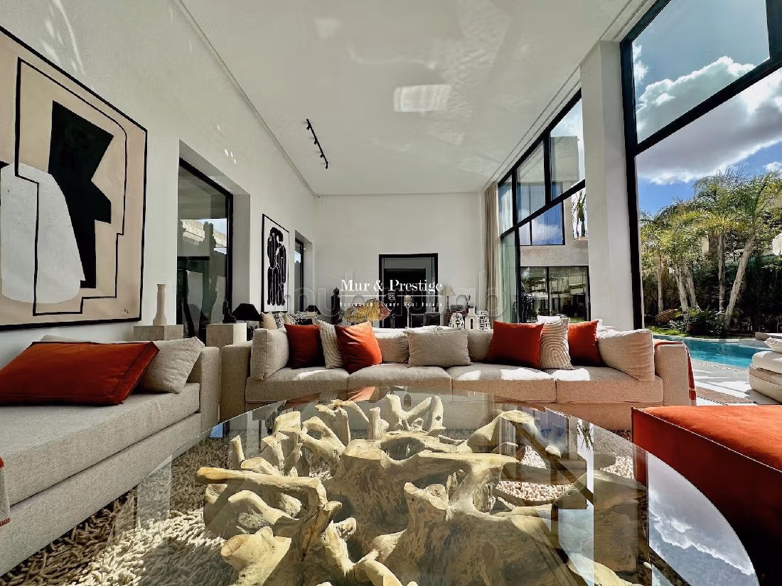 Magnífica villa en venta en Amelkis. 5 hermosas habitaciones. Chimenea operativa, aire condicionado integrado