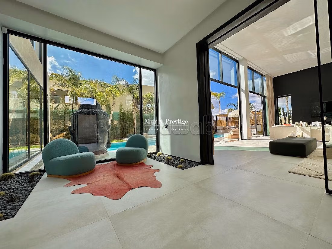 Magnífica villa en venta en Amelkis. 5 hermosas habitaciones. Chimenea operativa, aire condicionado integrado