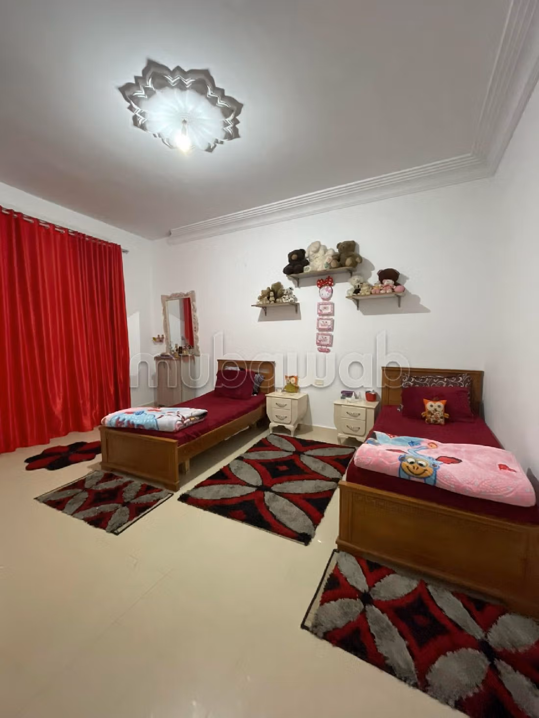 Maison en Triplex Au Centre Ville Ras Jebel