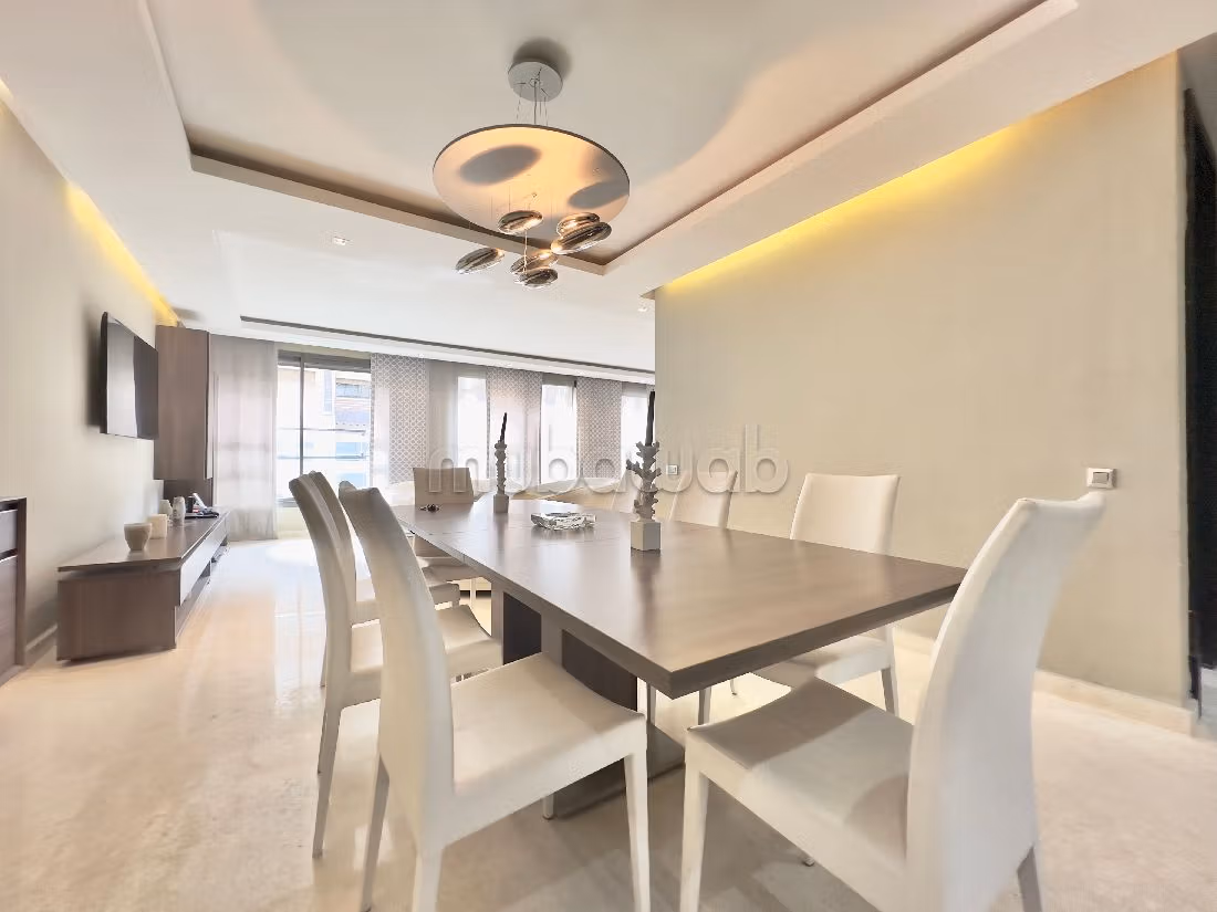 شقة جميلة للكراء بغوثي. 3 غرف. مفروشة