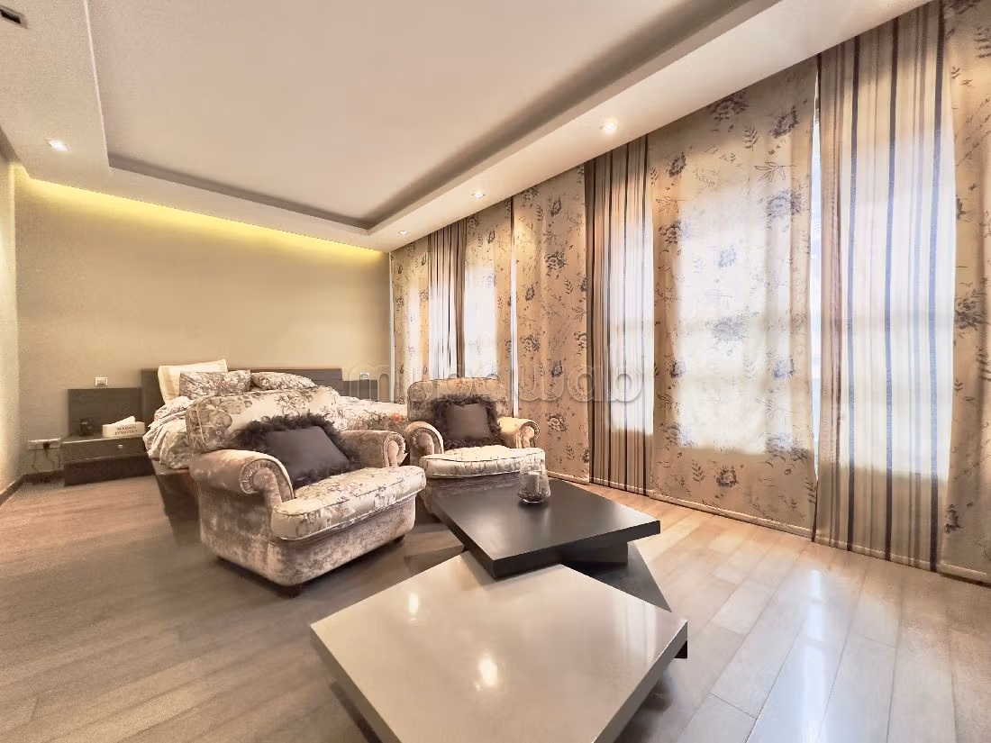 شقة جميلة للكراء بغوثي. 3 غرف. مفروشة