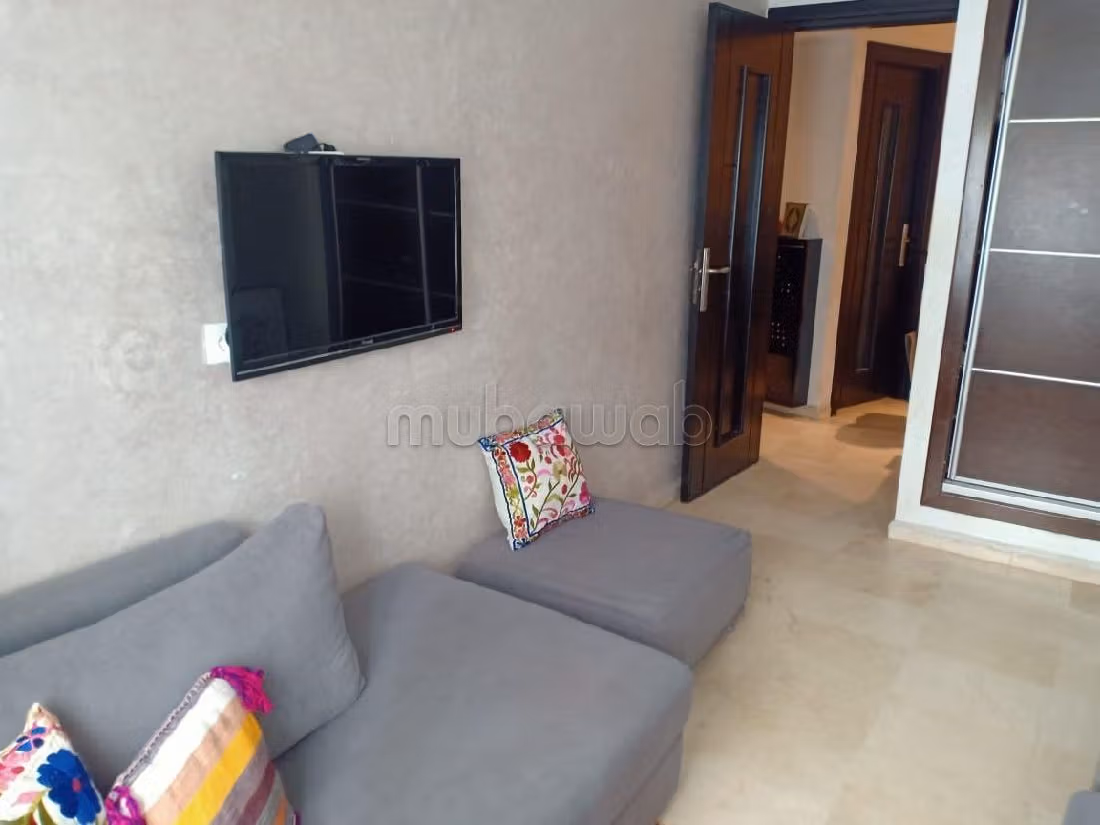 Apartment for sale in Les princesses. 3 lovely rooms. Lift and parking spaces