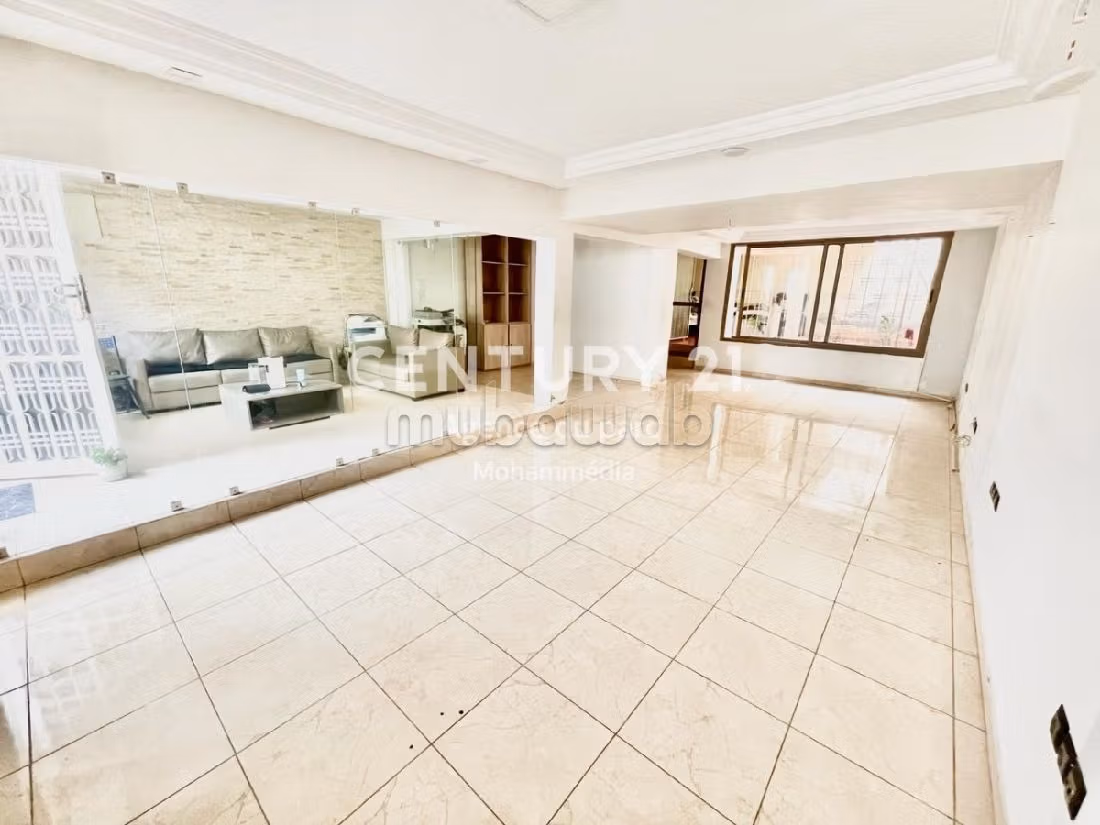 Villa Non Meublée en Location de 155m² dans un Quartier Calme