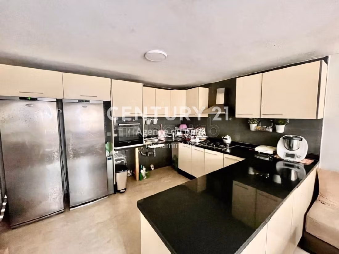 Villa Non Meublée en Location de 155m² dans un Quartier Calme