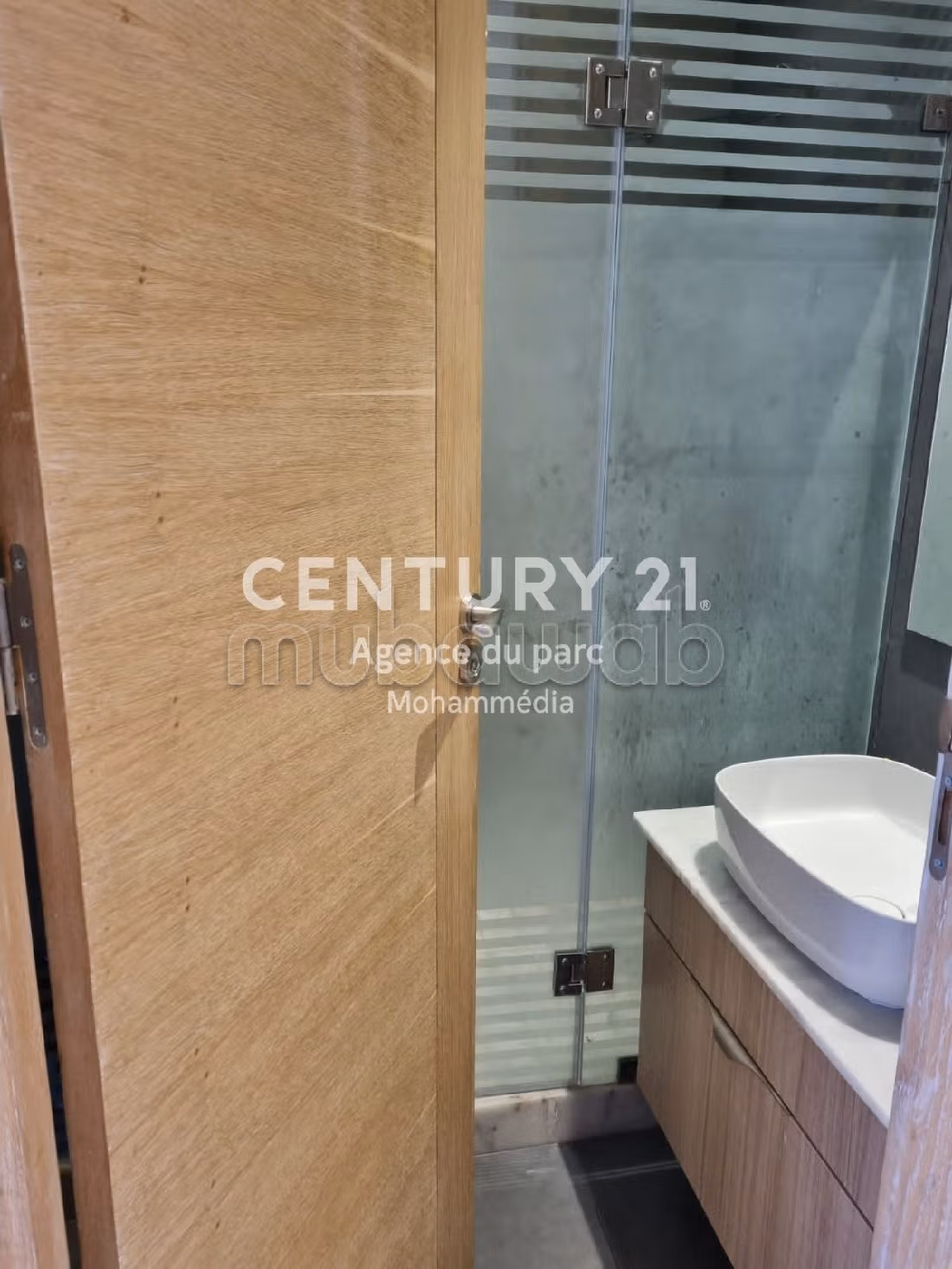 Apartment for rent. 3 rooms. Furnished