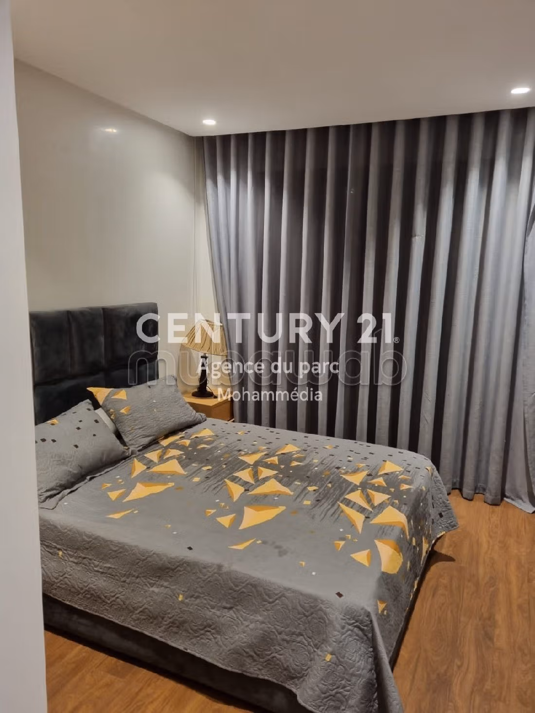 Apartment for rent. 3 rooms. Furnished