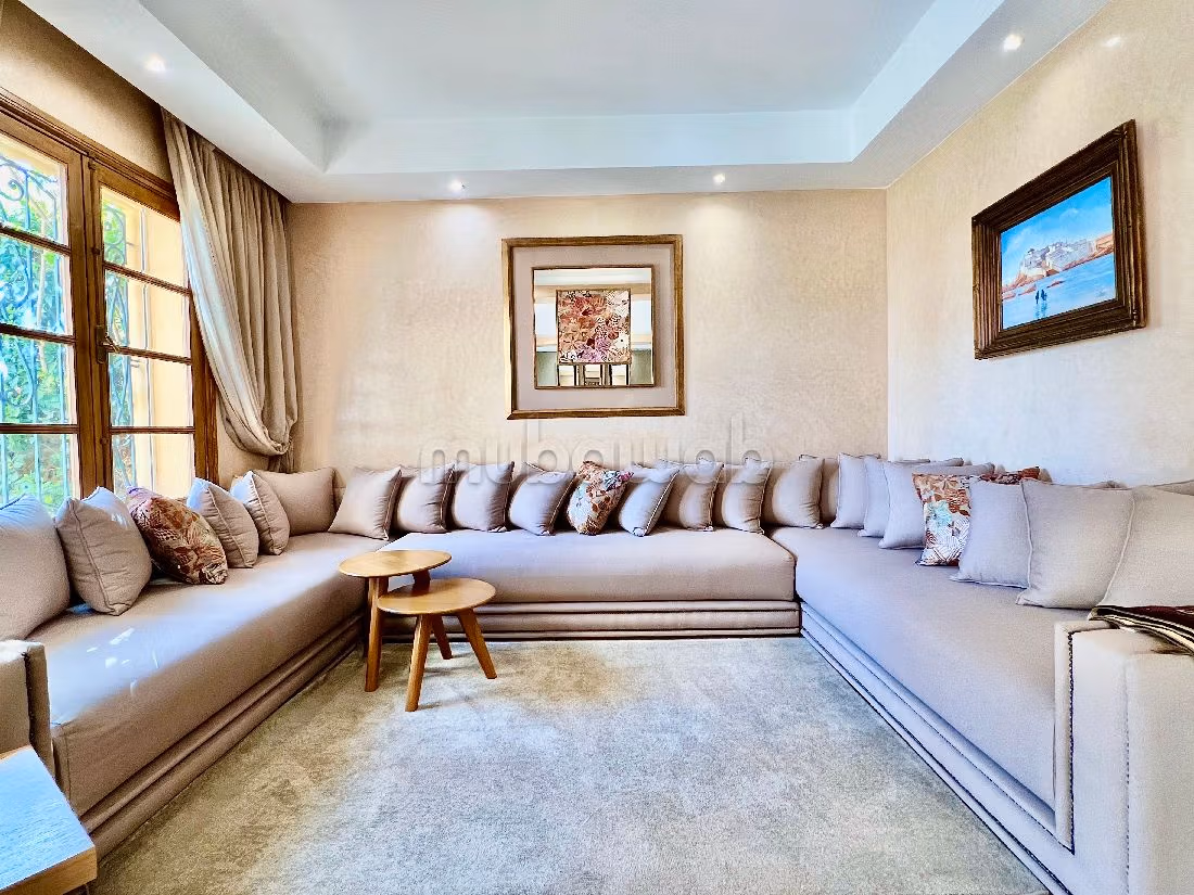 Te koop: villa's en luxe woningen in Sidi Maarouf. 4 Slaapkamers. Verwarming