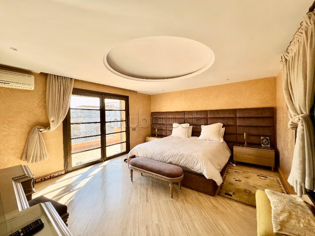 Te koop: villa's en luxe woningen in Sidi Maarouf. 4 Slaapkamers. Verwarming