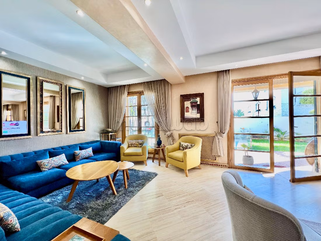 Te koop: villa's en luxe woningen in Sidi Maarouf. 4 Slaapkamers. Verwarming