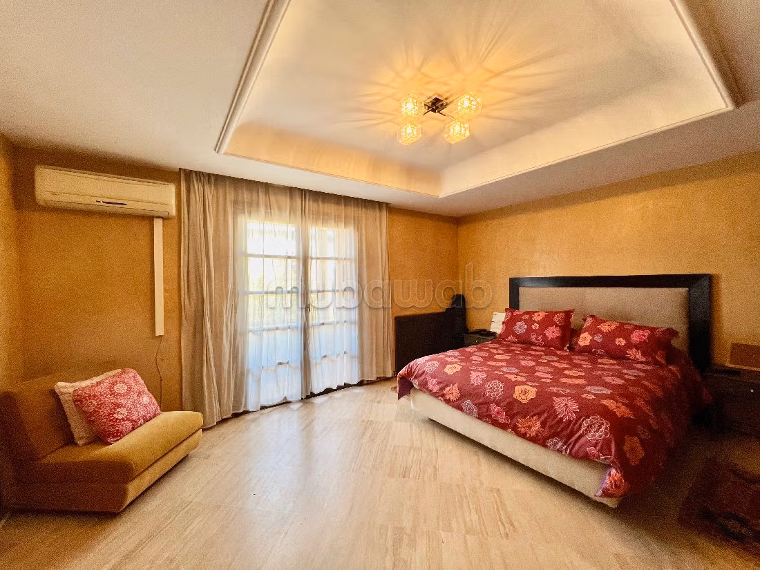 Te koop: villa's en luxe woningen in Sidi Maarouf. 4 Slaapkamers. Verwarming
