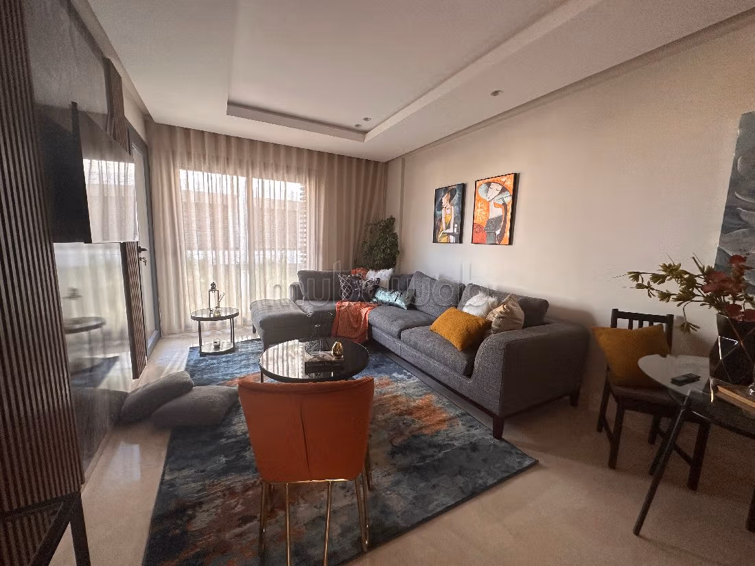 Piso en alquiler en Oasis. Area 60 m². Mobiliario. 