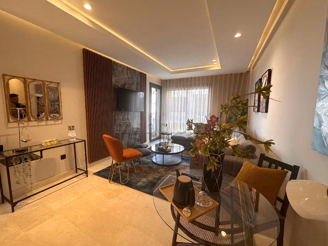 Piso en alquiler en Oasis. Area 60 m². Mobiliario. 