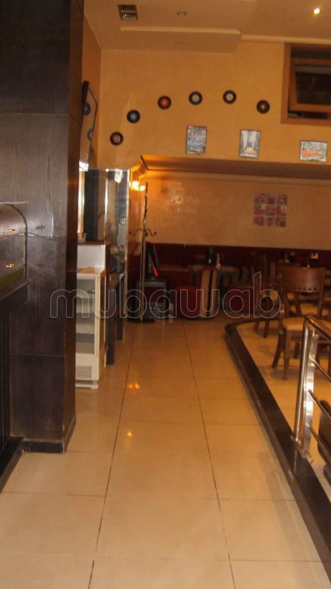 Café a ceder avec mezzanine 
Maarif