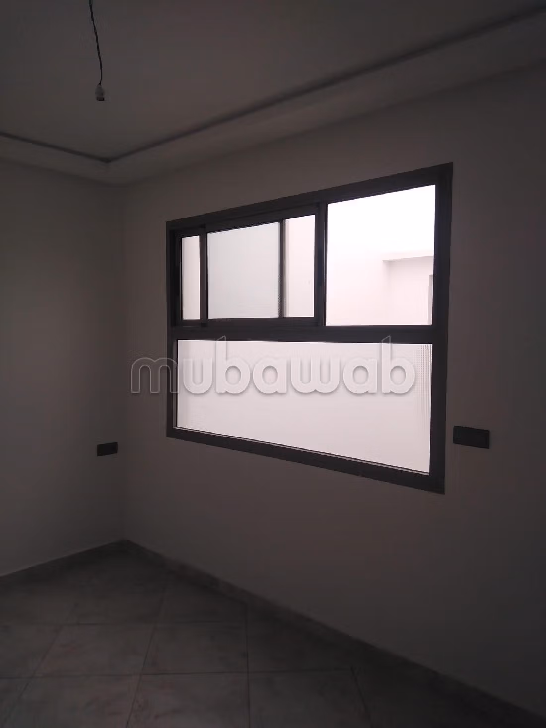 شقة للبيع ب المدينة الجديدة. 5 قطع. محيط هادئ يطل على الجبال. 