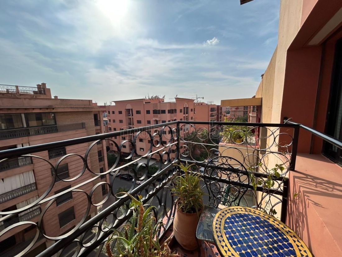 Very nice apartment for rent in Guéliz. 1 Room. Beautiful terrace