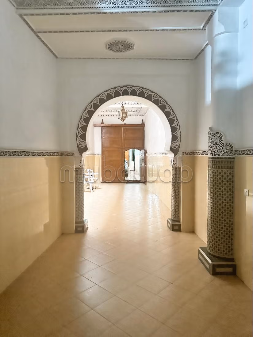 Splendido riad in vendita a Agdal. 10 camere. 