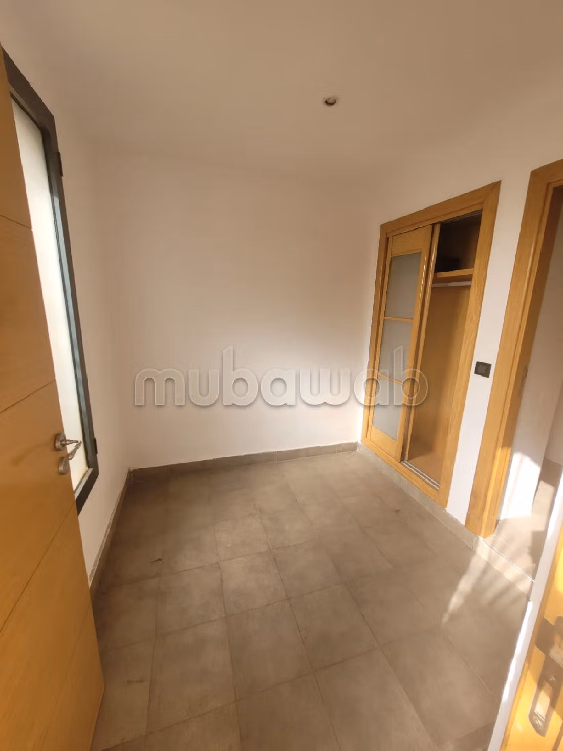 Bel appartement avec solarum vue sur le golf