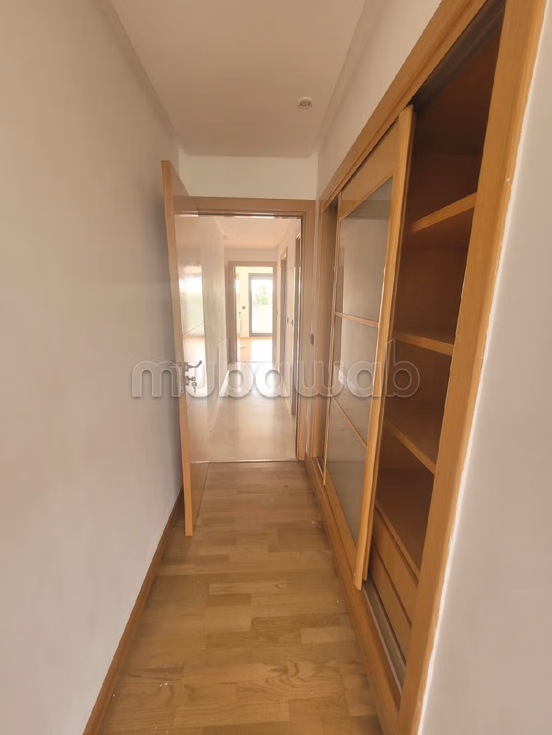 Bel appartement avec solarum vue sur le golf