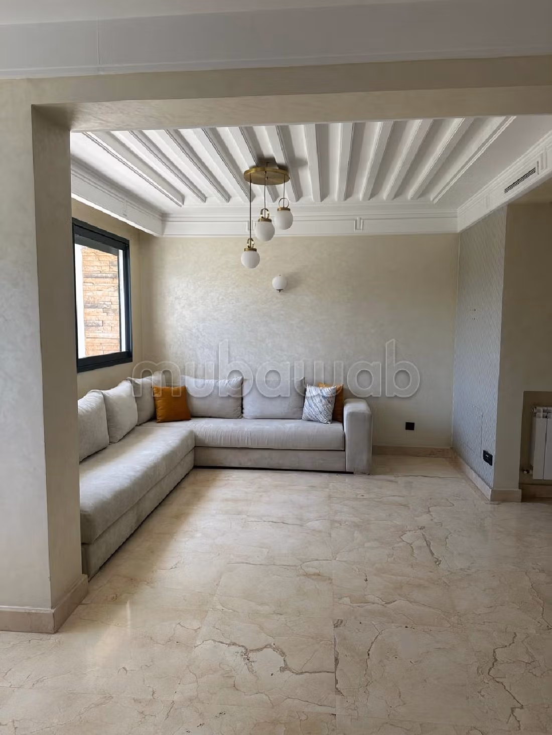 Bel appartement avec solarum vue sur le golf