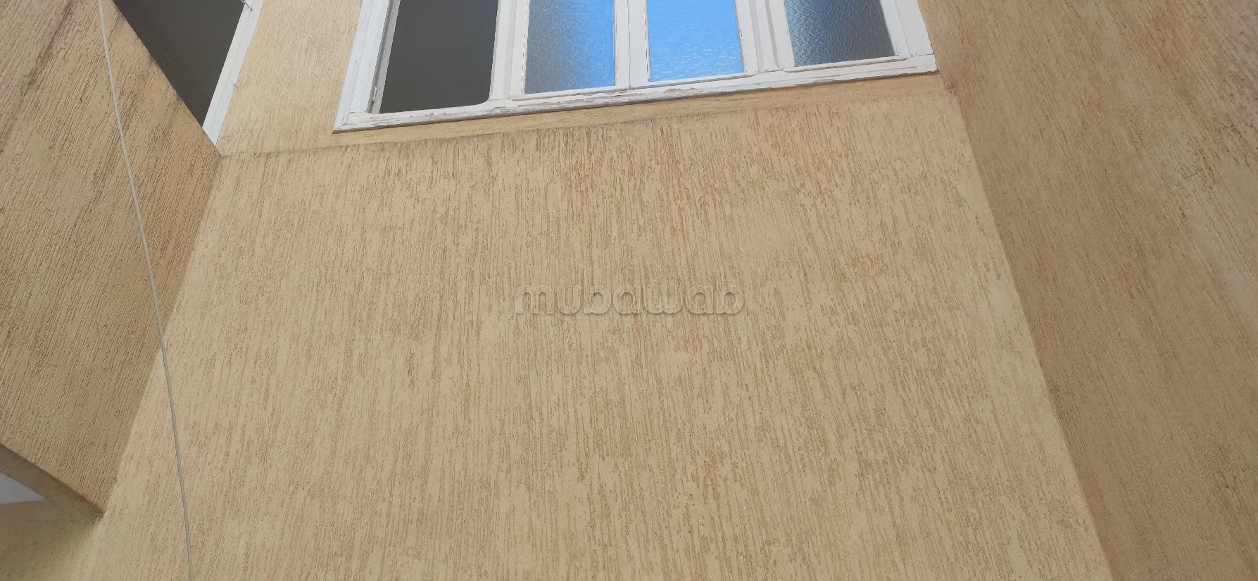 House for sale. Surface area 180 m². Equipped kitchen. 