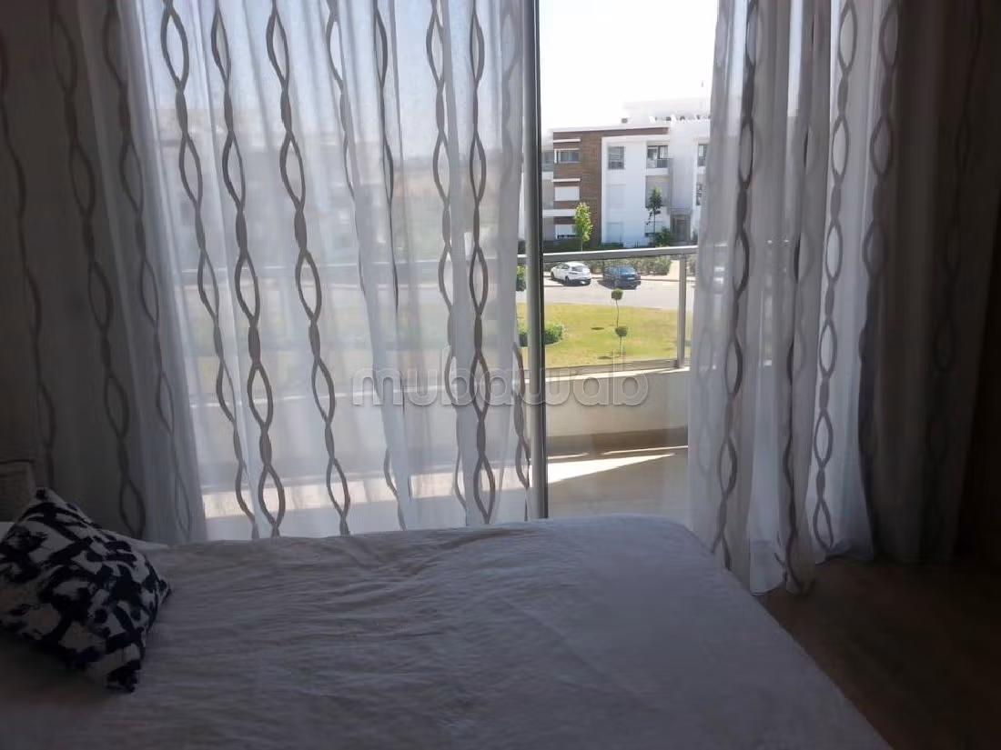 Bel appart meublé à prestigia golf city