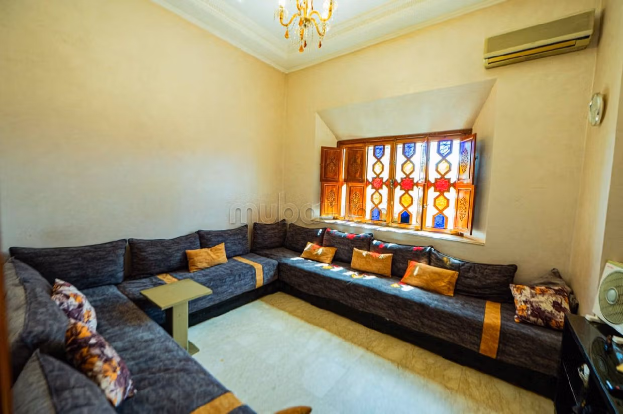 Eccezionale villa in vendita a Jawhar. 6 belle camere da letto. arredato.