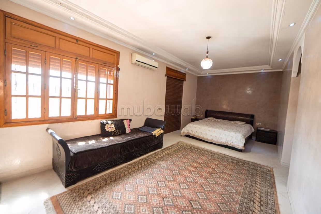 Eccezionale villa in vendita a Jawhar. 6 belle camere da letto. arredato.