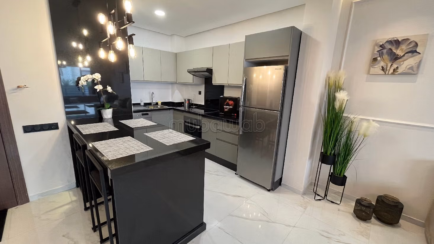 Apartment for rent in Maârif Extension. Total area 75 m². Fully furnished. 