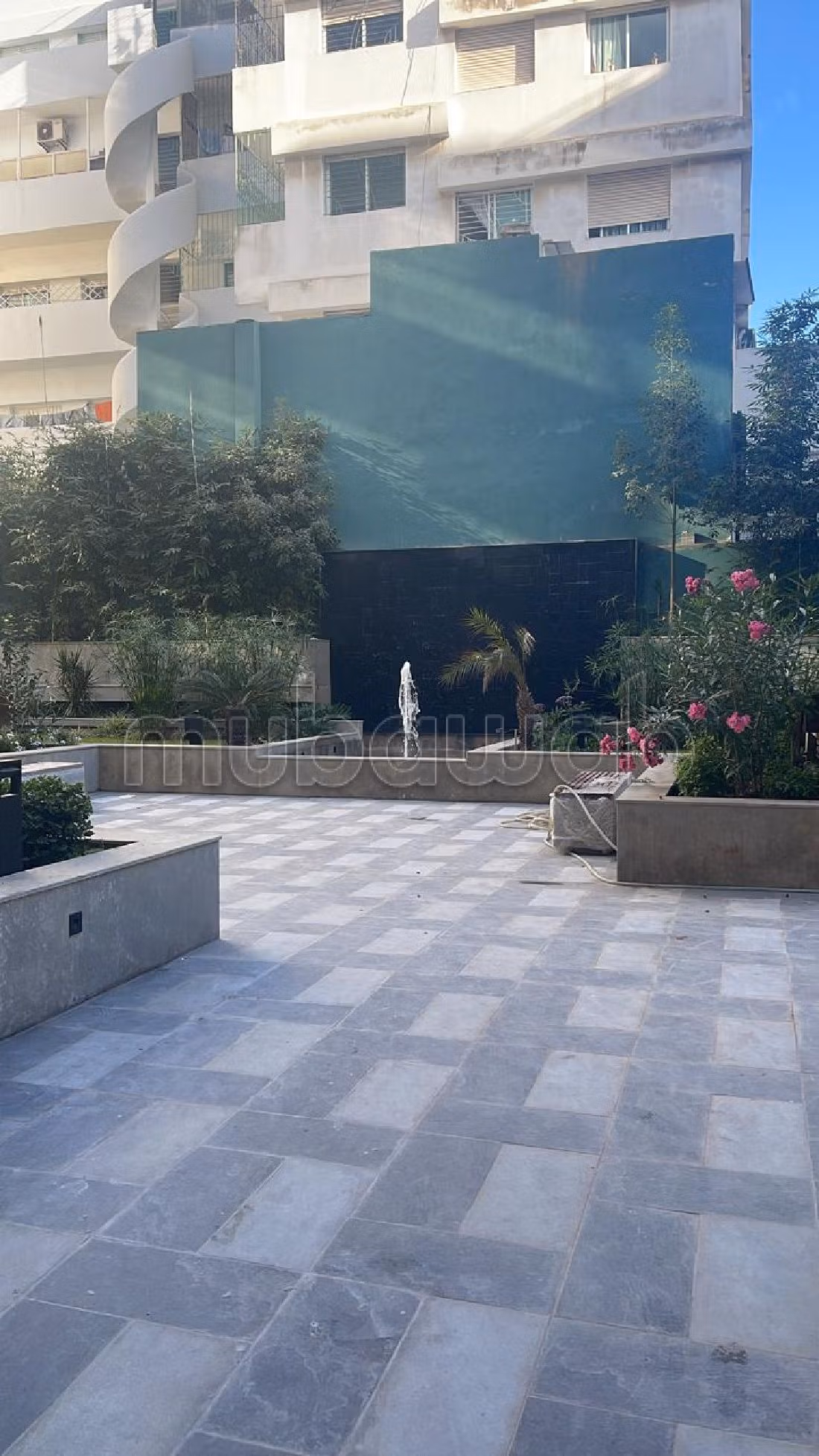 Apartment for rent in Maârif Extension. Total area 75 m². Fully furnished. 