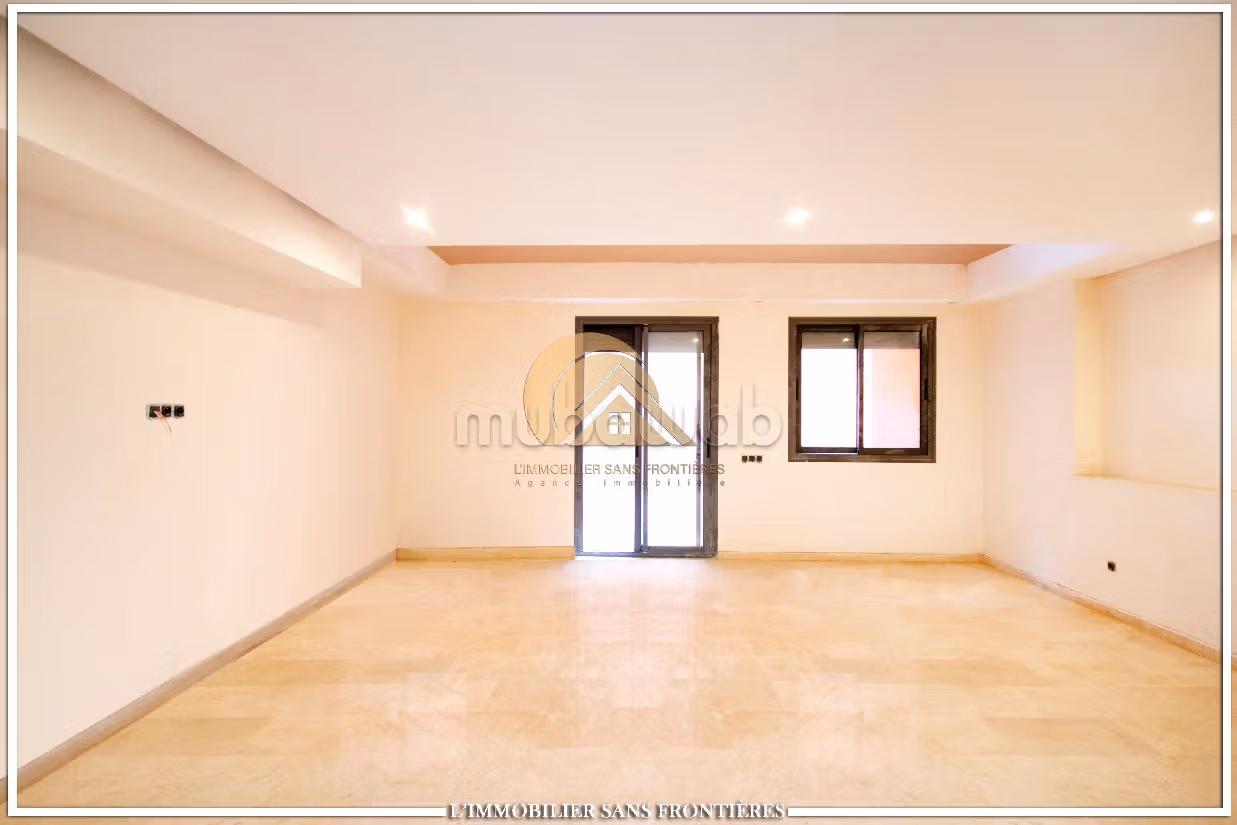 شقة للبيع بالسملالية. المساحة الإجمالية 118 م². بواب ومكيف الهواء