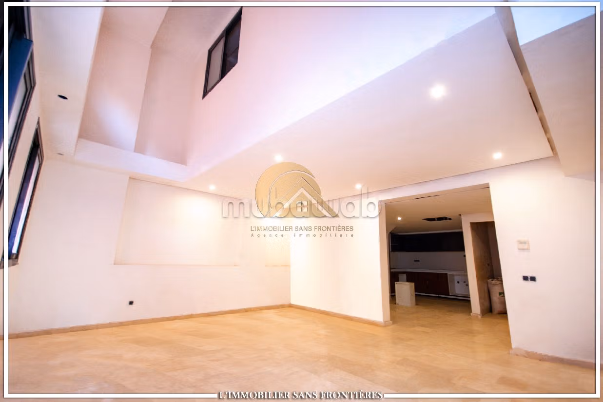 شقة للبيع بالسملالية. المساحة الإجمالية 118 م². بواب ومكيف الهواء