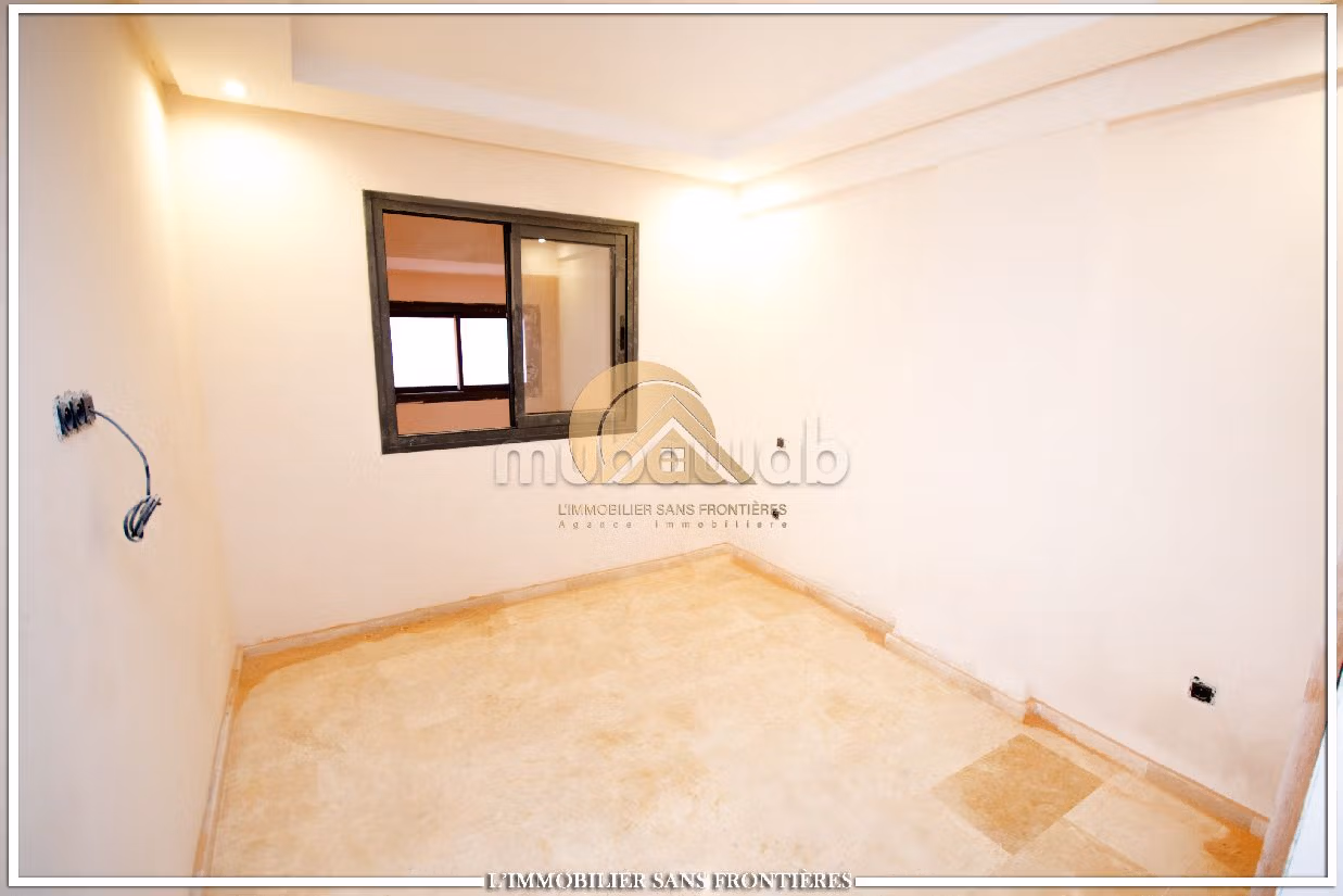 شقة للبيع بالسملالية. المساحة الإجمالية 118 م². بواب ومكيف الهواء