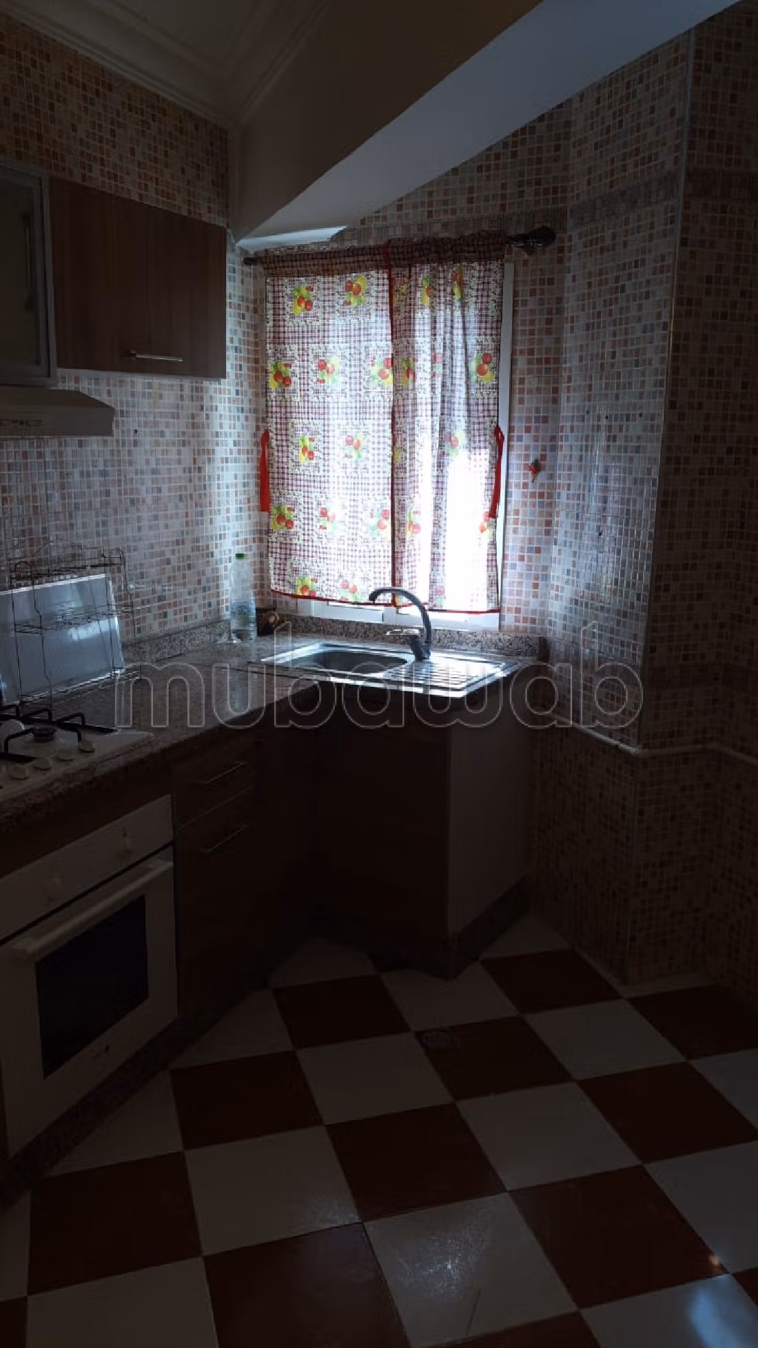 استئجار شقة ب البساتين. 3 قطع. خدمات الكونسياج ، و تكييف الهواء.