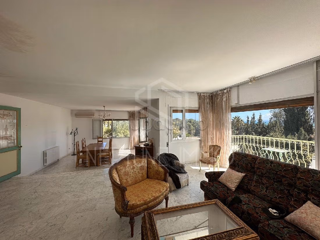 Luxury Villa for rent in Carthage. Small area 1 m². Well furnished. 