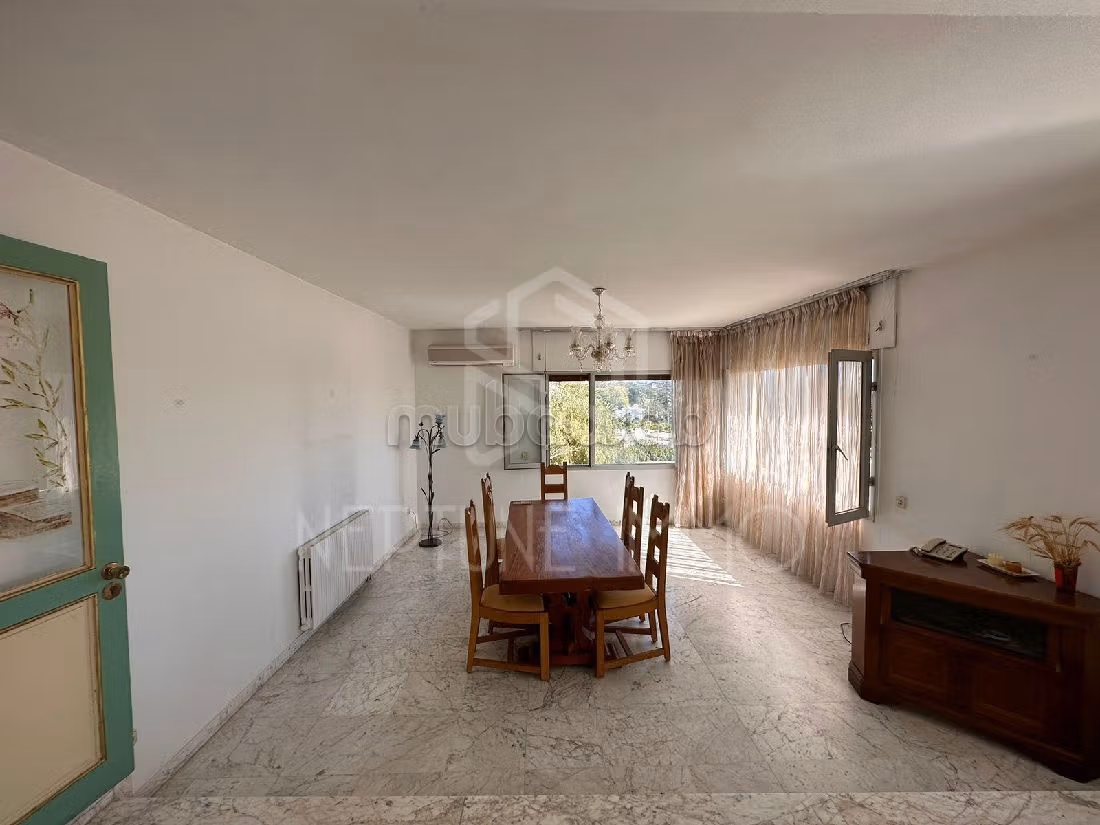 Luxury Villa for rent in Carthage. Small area 1 m². Well furnished. 