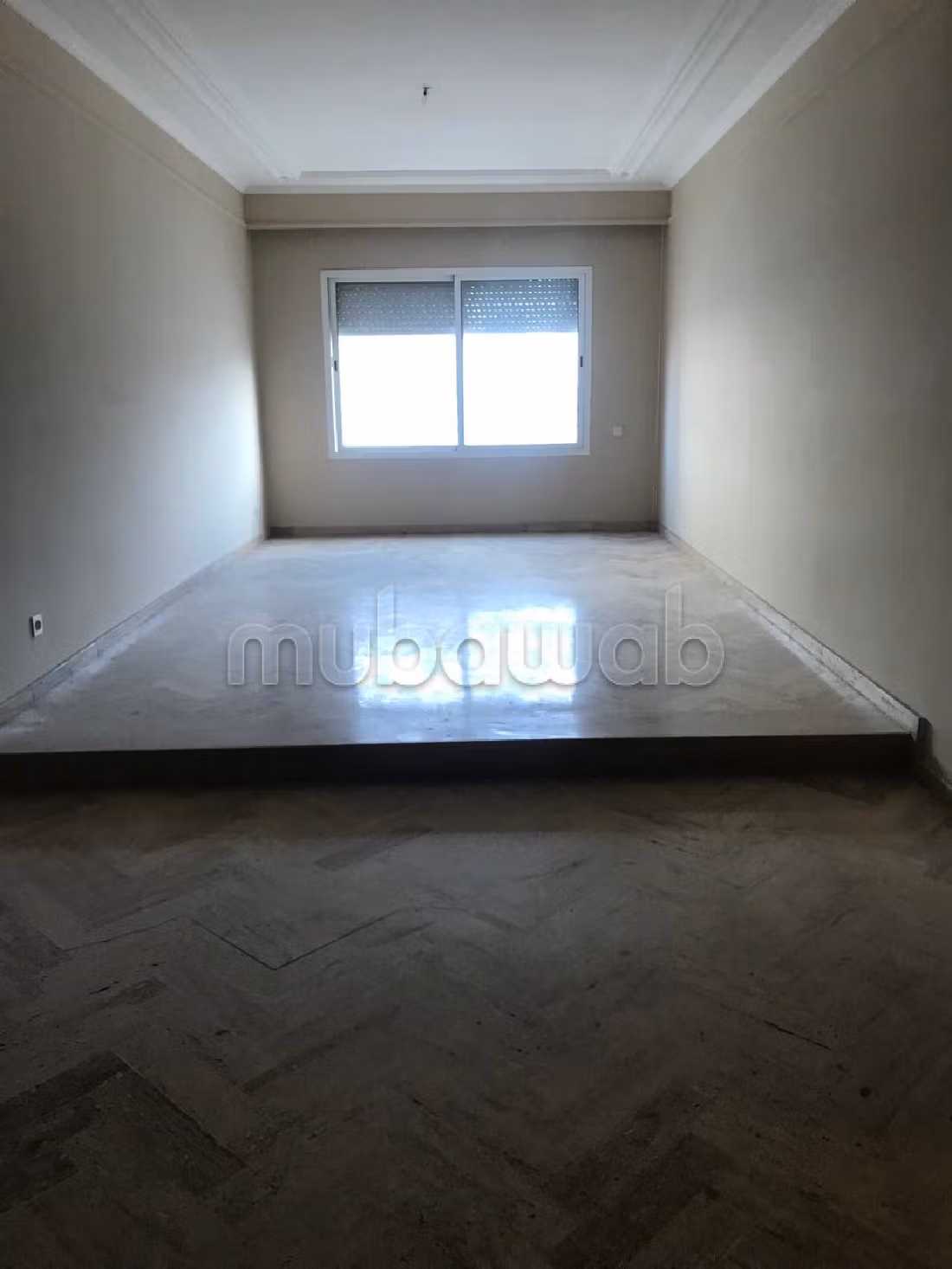 Piso en alquiler en Gauthier. 3 dormitorios. Con Ascensor, Estacionamiento