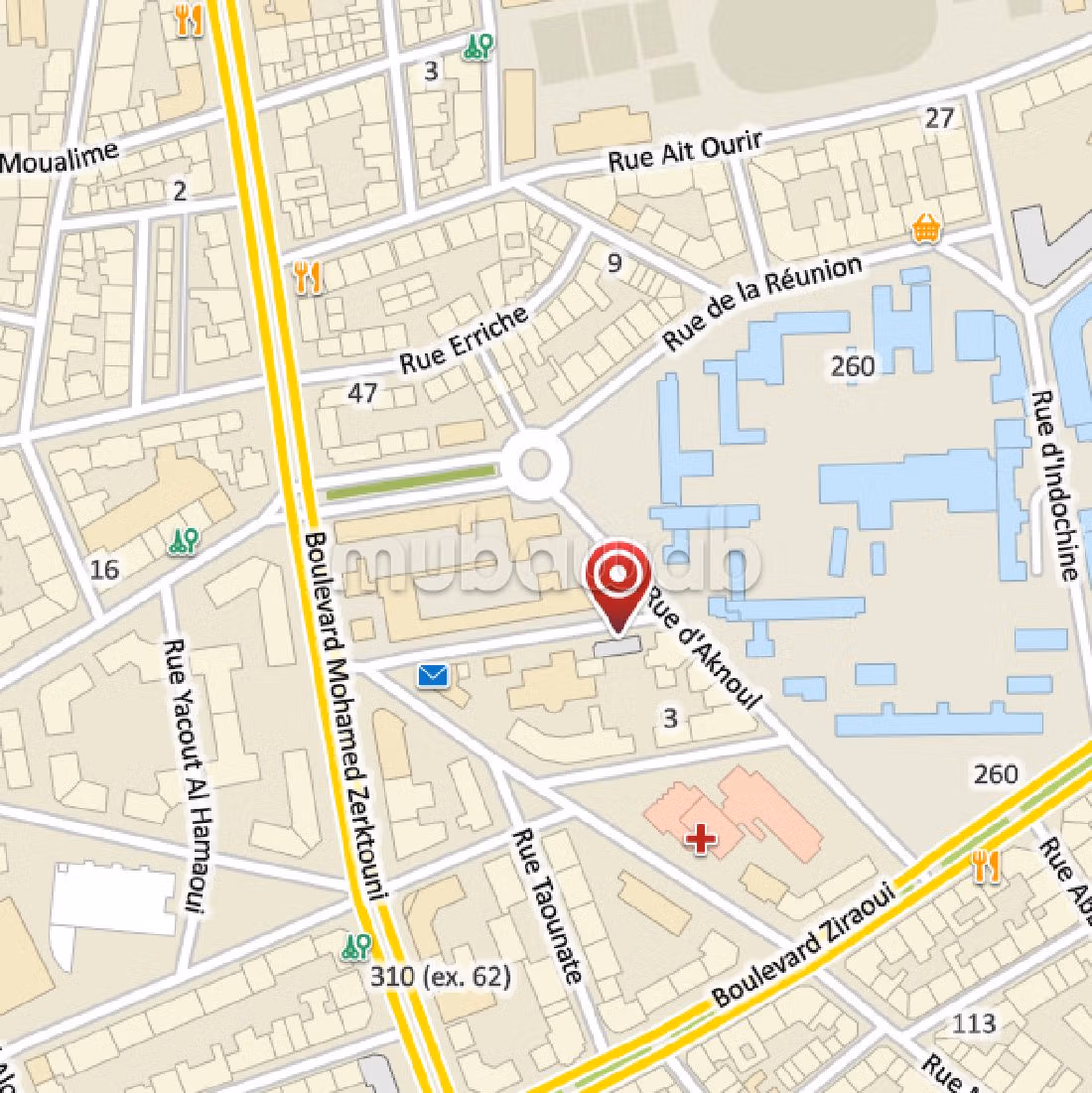 Apt ensoleillé, vue dégagée face du Lycée Lyautey