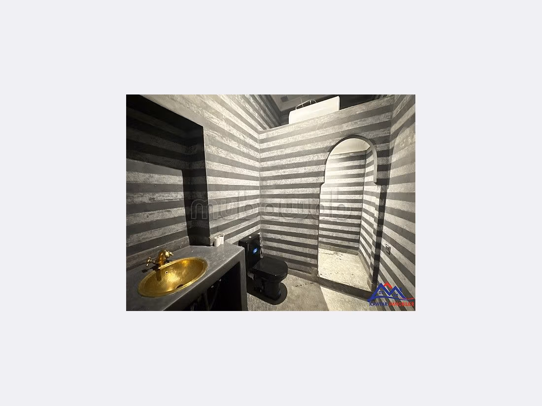 Suntuoso riad en venta. 5 hermosas habitaciones. Terraza