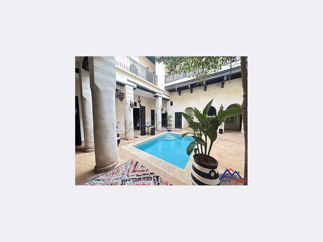 Suntuoso riad en venta. 5 hermosas habitaciones. Terraza