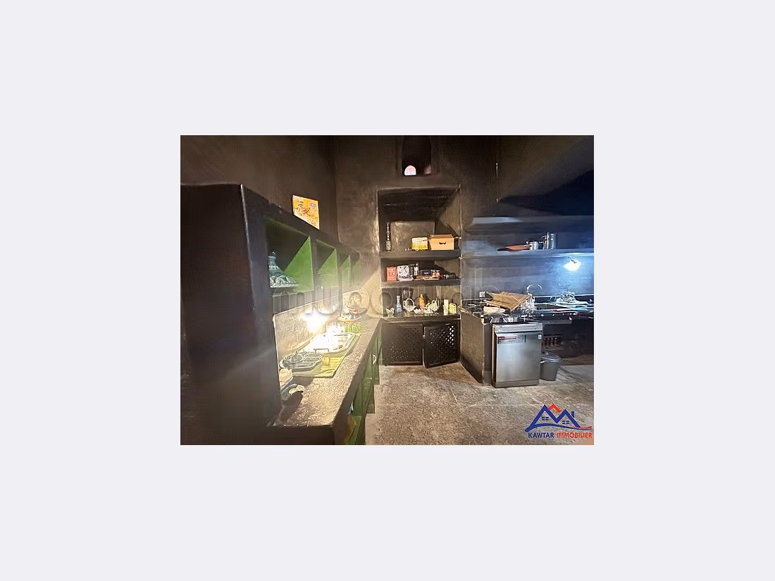 Suntuoso riad en venta. 5 hermosas habitaciones. Terraza